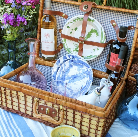❗Vintage Wicker Picnic Basket with Utensils❗ - Picture 15 of 15